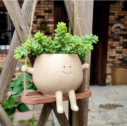 Swing Face Planter Pot. - Everyonesbroke.com